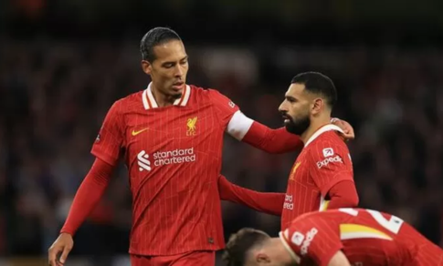 van-dijk-defends-alexander-arnold-amid-criticism