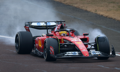 hamilton-crashes-ferrari-during-pre-season-testing-in-spain