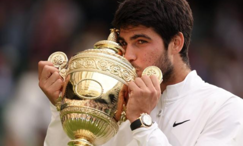 carlos-alcaraz-claims-wimbledon-victory-signalling-a-new-era-in-men-s-tennis